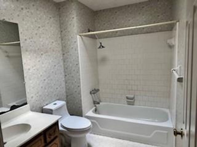 7157 Williamsburg Drive, Riverdale, GA 30274