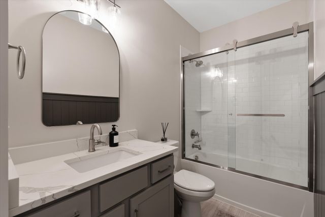 3344 Vinemont Dr, Thompsons Station, TN 37179