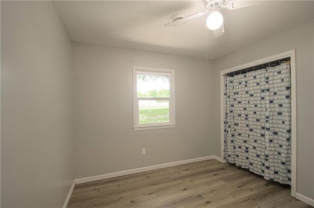 11325 Deer Haven Lane, Excelsior Springs, MO 64024