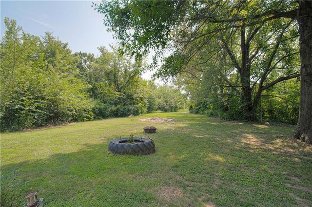 11325 Deer Haven Lane, Excelsior Springs, MO 64024