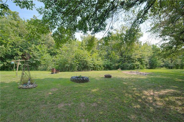 11325 Deer Haven Lane, Excelsior Springs, MO 64024