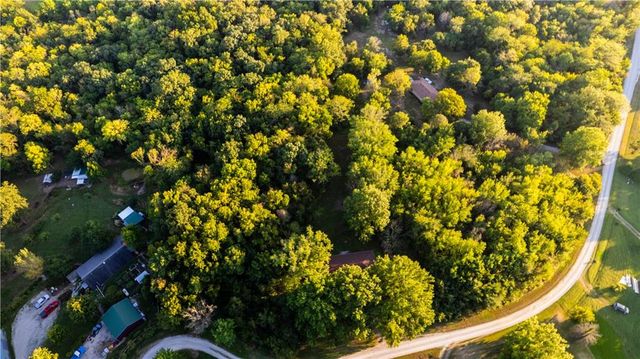 11325 Deer Haven Lane, Excelsior Springs, MO 64024