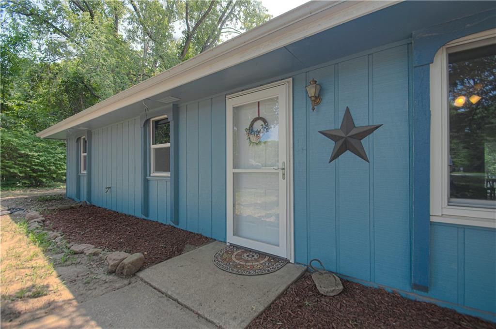 11325 Deer Haven Lane, Excelsior Springs, MO 64024