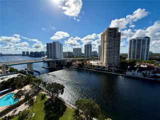 19390 Collins Ave 1423, Sunny Isles Beach, FL 33160