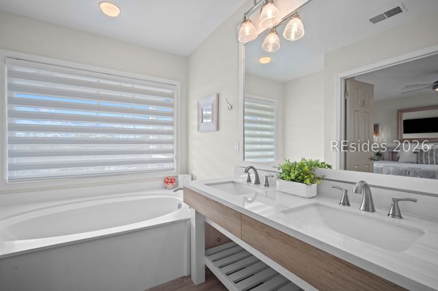 27 Sea Mist Rd, Fripp Island, SC 29920