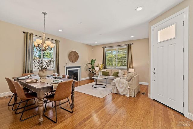 125 Anish Way, Windsor, CA 95492