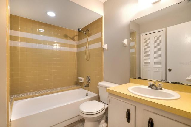 717 LANCEWOOD DRIVE, Winter Springs, FL 32708