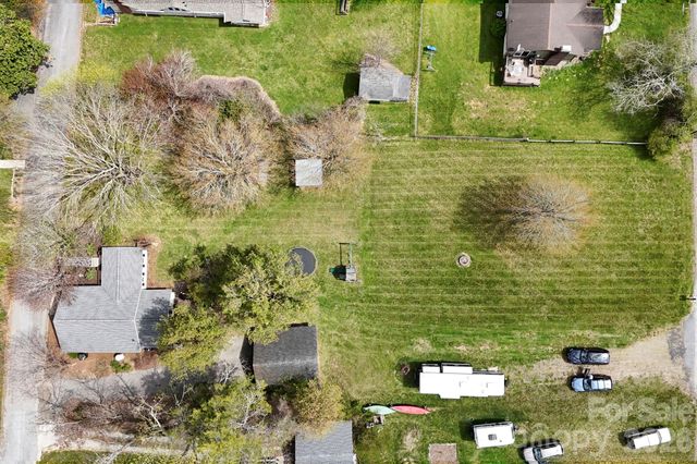 112 Gibbs Street, Hendersonville, NC 28739