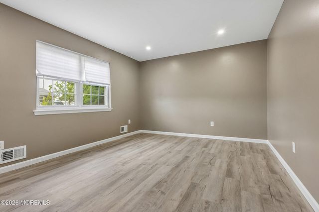 12 Louisiana Drive A, Matawan, NJ 07747