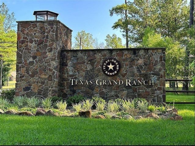 124 Branding Iron Road, Huntsville, TX 77340