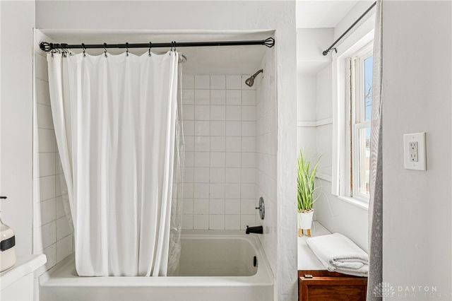 1083 Valley Street, Dayton, OH 45404