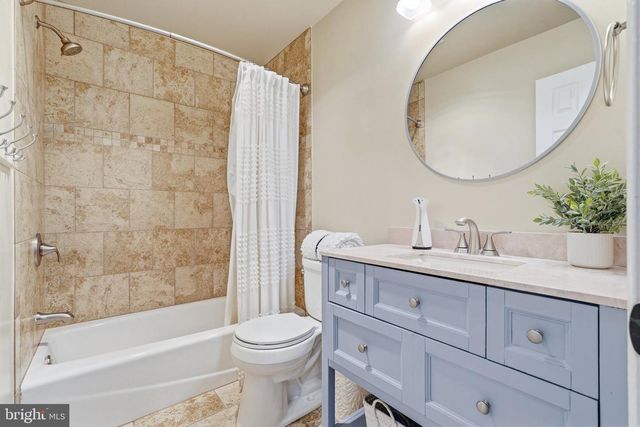 9424 PARK HUNT CT, Springfield, VA 22153