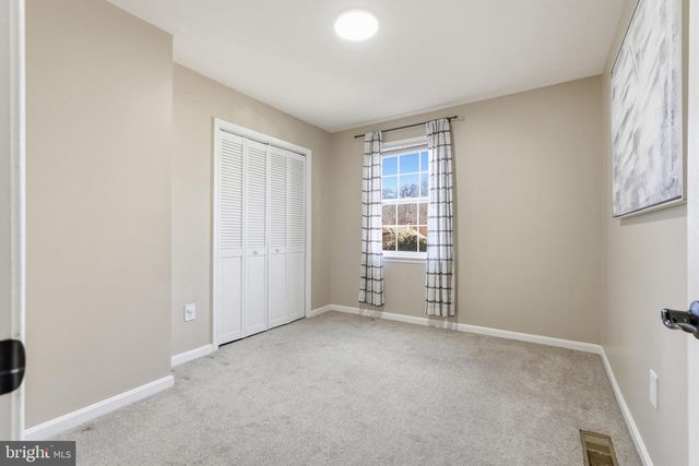 9424 PARK HUNT CT, Springfield, VA 22153