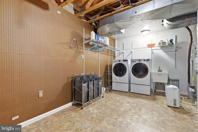 9424 PARK HUNT CT, Springfield, VA 22153