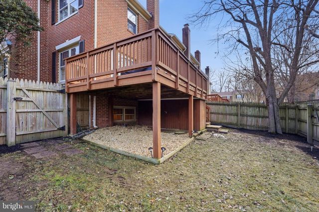 9424 PARK HUNT CT, Springfield, VA 22153