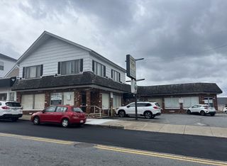 1467 S Main St, Fall River, MA 02724
