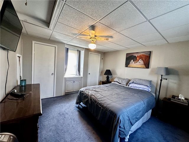 25 Hallam Ave, Meadowlands, PA 15347
