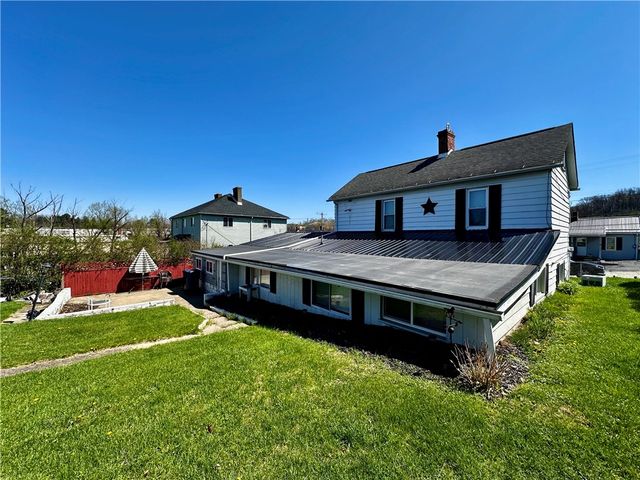 25 Hallam Ave, Meadowlands, PA 15347
