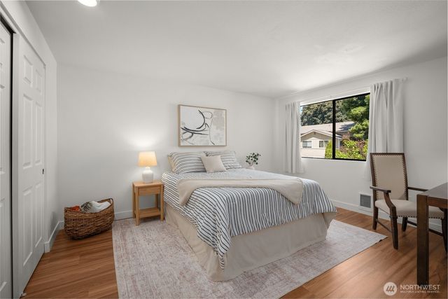 24809 145th Lane SE, Kent, WA 98042