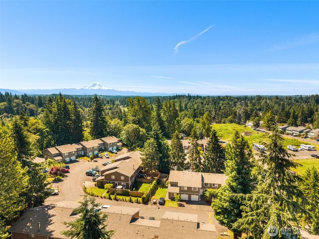 24809 145th Lane SE, Kent, WA 98042