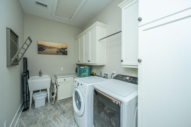 788 Awendaw Lakes Boulevard, Awendaw, SC 29429