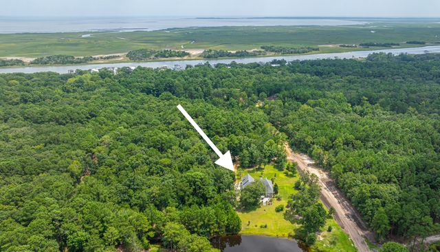 788 Awendaw Lakes Boulevard, Awendaw, SC 29429