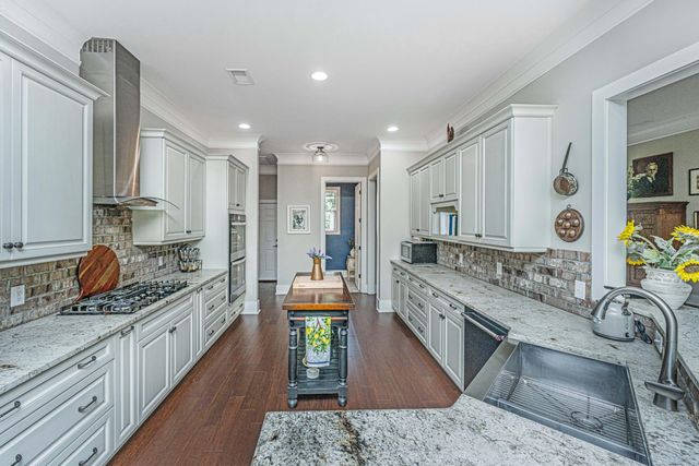 788 Awendaw Lakes Boulevard, Awendaw, SC 29429