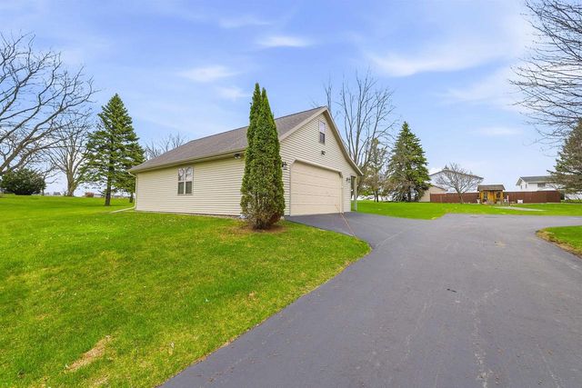 W4120 GARNETT ROAD, Eden, WI 53019