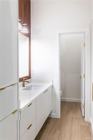 2909 N 51st Street, Mcallen, TX 78501