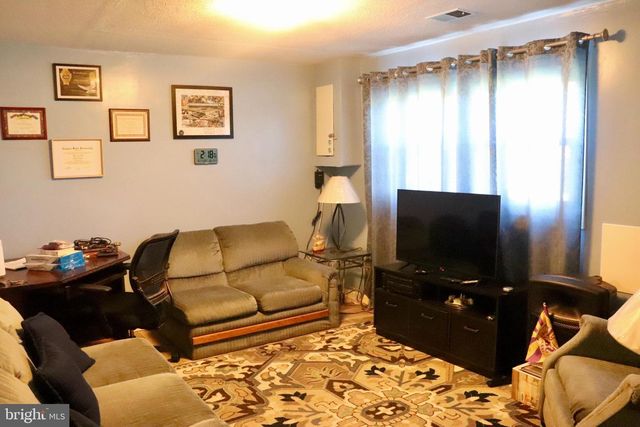 6317 HELLEN LEE DR, Clinton, MD 20735