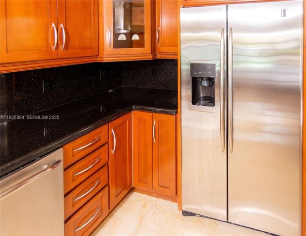 6384 SW 31st St, Miami, FL 33155