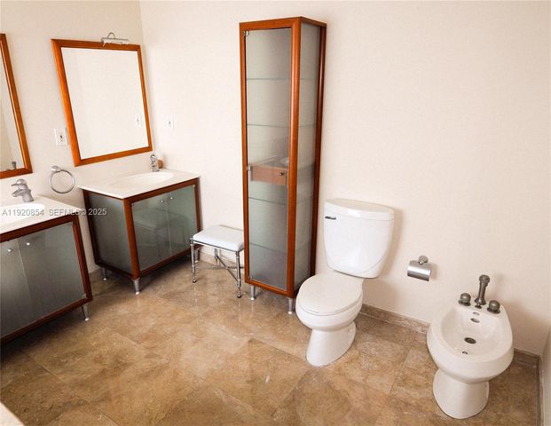 6384 SW 31st St, Miami, FL 33155