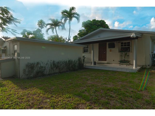 6384 SW 31st St, Miami, FL 33155