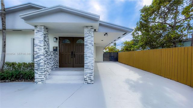 6384 SW 31st St, Miami, FL 33155