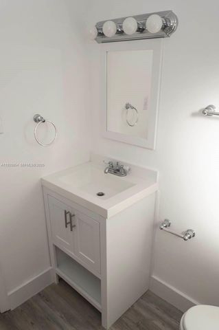 6384 SW 31st St, Miami, FL 33155