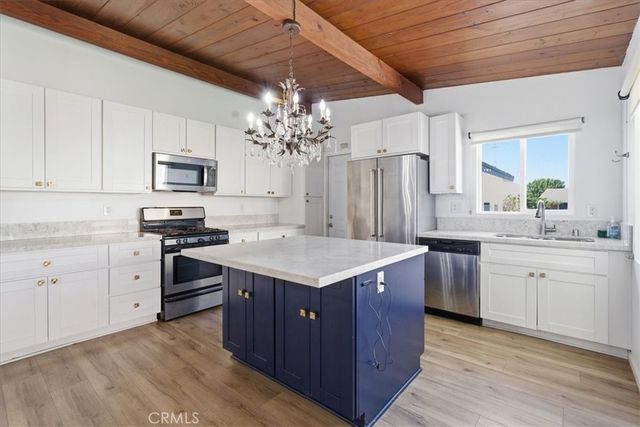 3071 Thornton Place, San Diego, CA 92105