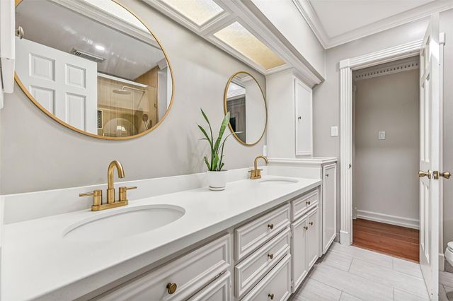 1210 Arbre Lane, Friendswood, TX 77546