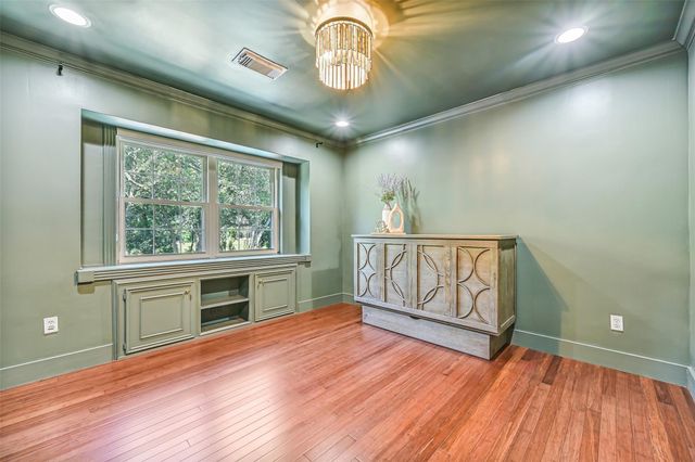 1210 Arbre Lane, Friendswood, TX 77546