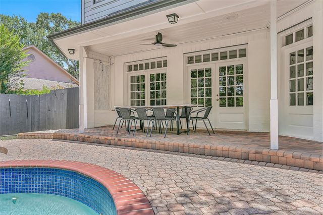 1210 Arbre Lane, Friendswood, TX 77546