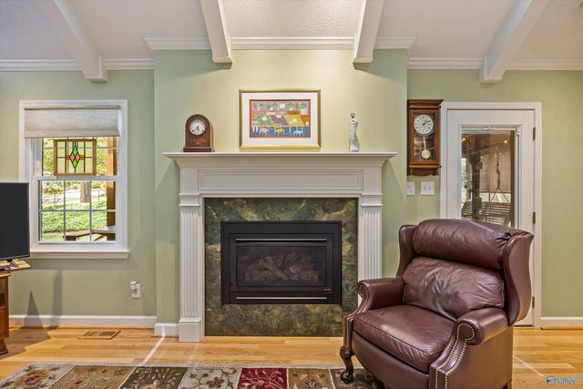 1301 Hiwan Trail, Huntsville, AL 35802