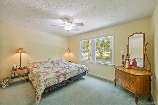 1301 Hiwan Trail, Huntsville, AL 35802