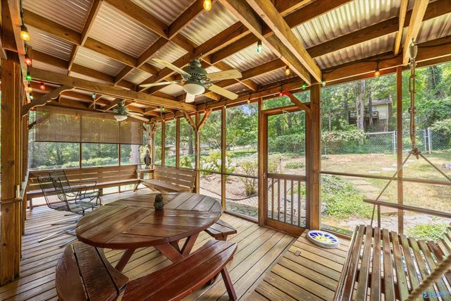 1301 Hiwan Trail, Huntsville, AL 35802