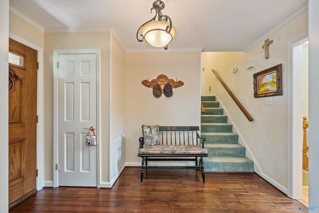 1301 Hiwan Trail, Huntsville, AL 35802