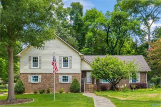 1301 Hiwan Trail, Huntsville, AL 35802