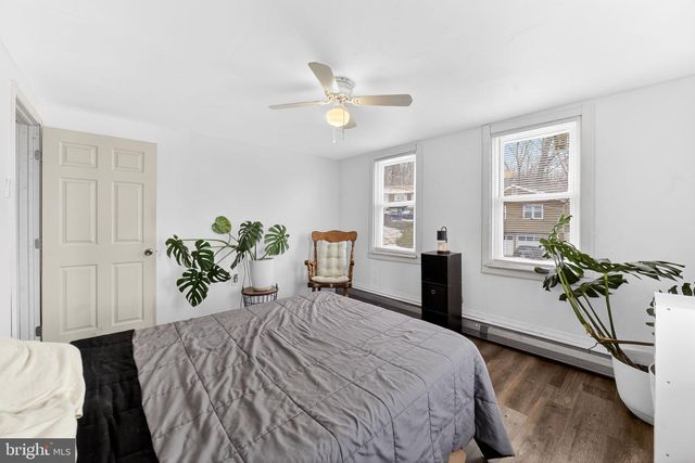 22 WARREN, Fountain Hill, PA 18015