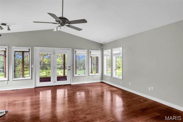 18 Ginger Lake Drive, Glen Carbon, IL 62034