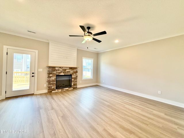 3213 Song Sparrow Drive, Maryville, TN 37803