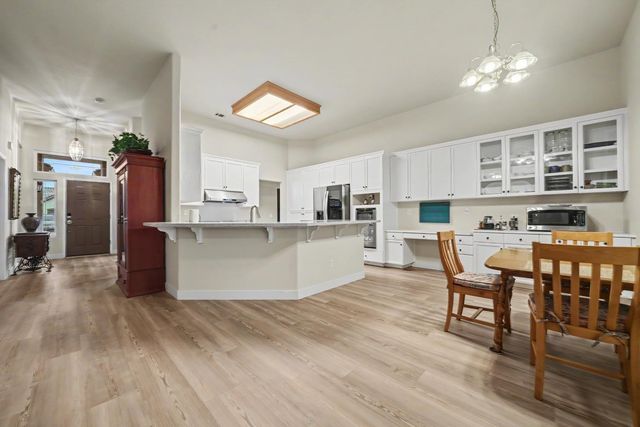 722 Fairway Dr, Ione, CA 95640