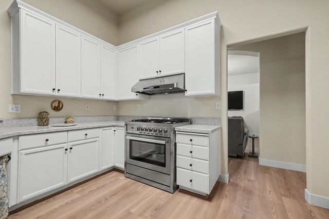 722 Fairway Dr, Ione, CA 95640