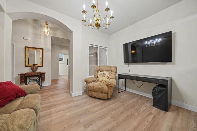 722 Fairway Dr, Ione, CA 95640